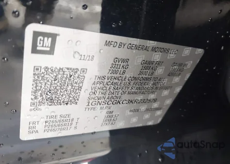 2019 Chevrolet Suburban Ls z USA, uszkodzony, nr VIN 1GNSCGKC3KR232579